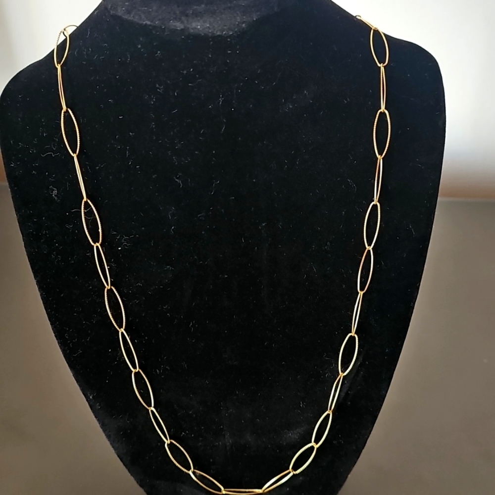 EUC Italian 14k gold plated 14" long necklace oval links